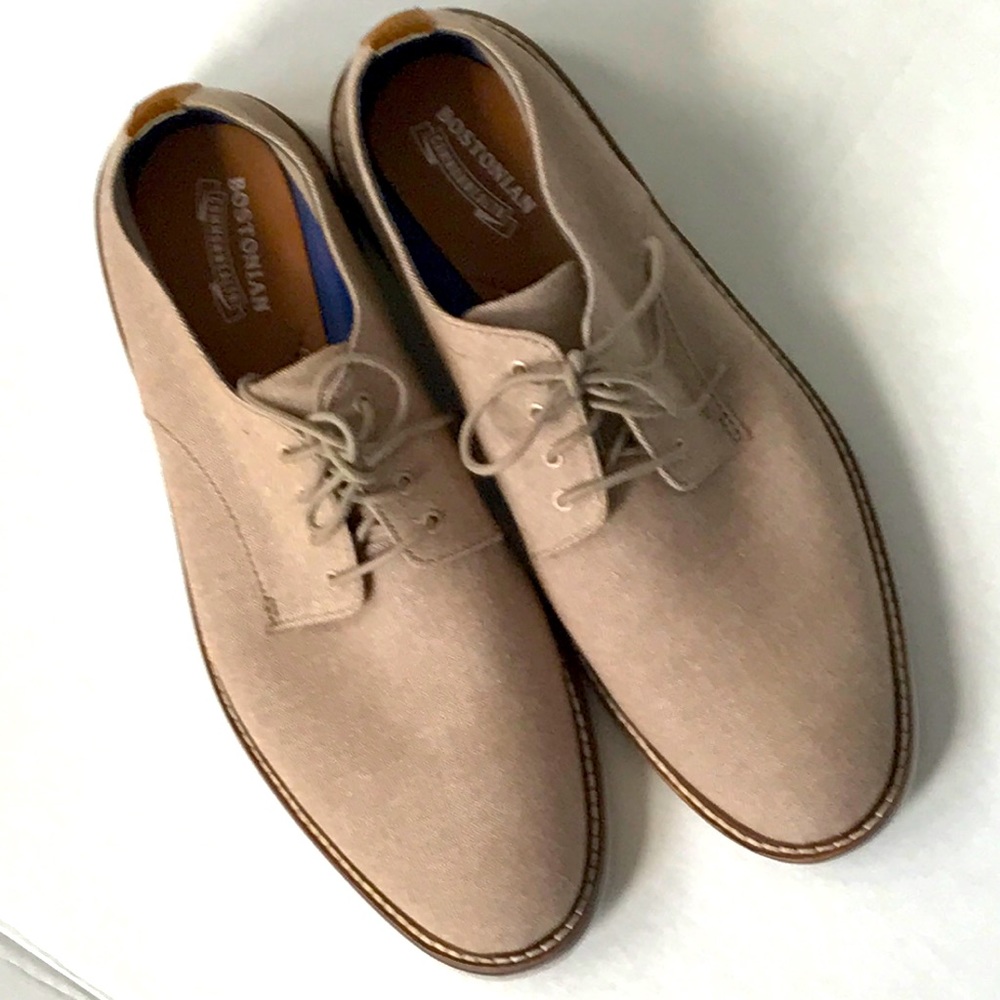 New! Bostonian men’s oxfords.